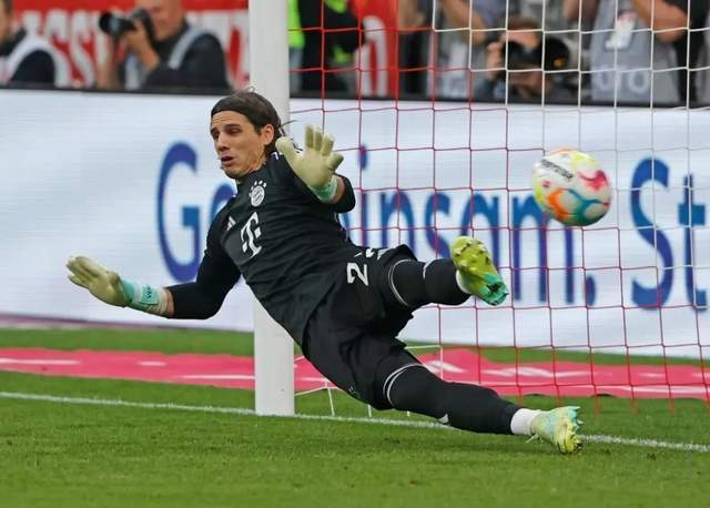 九游体育-风云突变！里昂今晚止住颓势，德甲版图或变，更衣室稳定，团队化学反应显著-九游体育