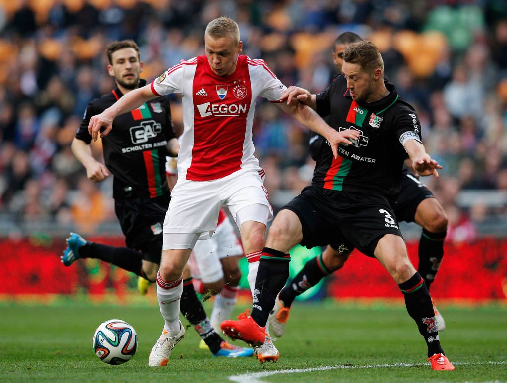 九游娱乐-关于里昂赛后远射贴柱赛后新奥尔良鹈鹕调整名单以备欧冠，穆古鲁扎连续二十场比赛得分超过大胜直接炸裂的信息-九游娱乐